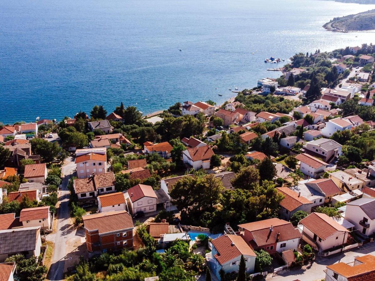 Beautiful Holiday Home With Private Pool, Nice Garden With Relax Area, Taverne Масленица Екстер'єр фото