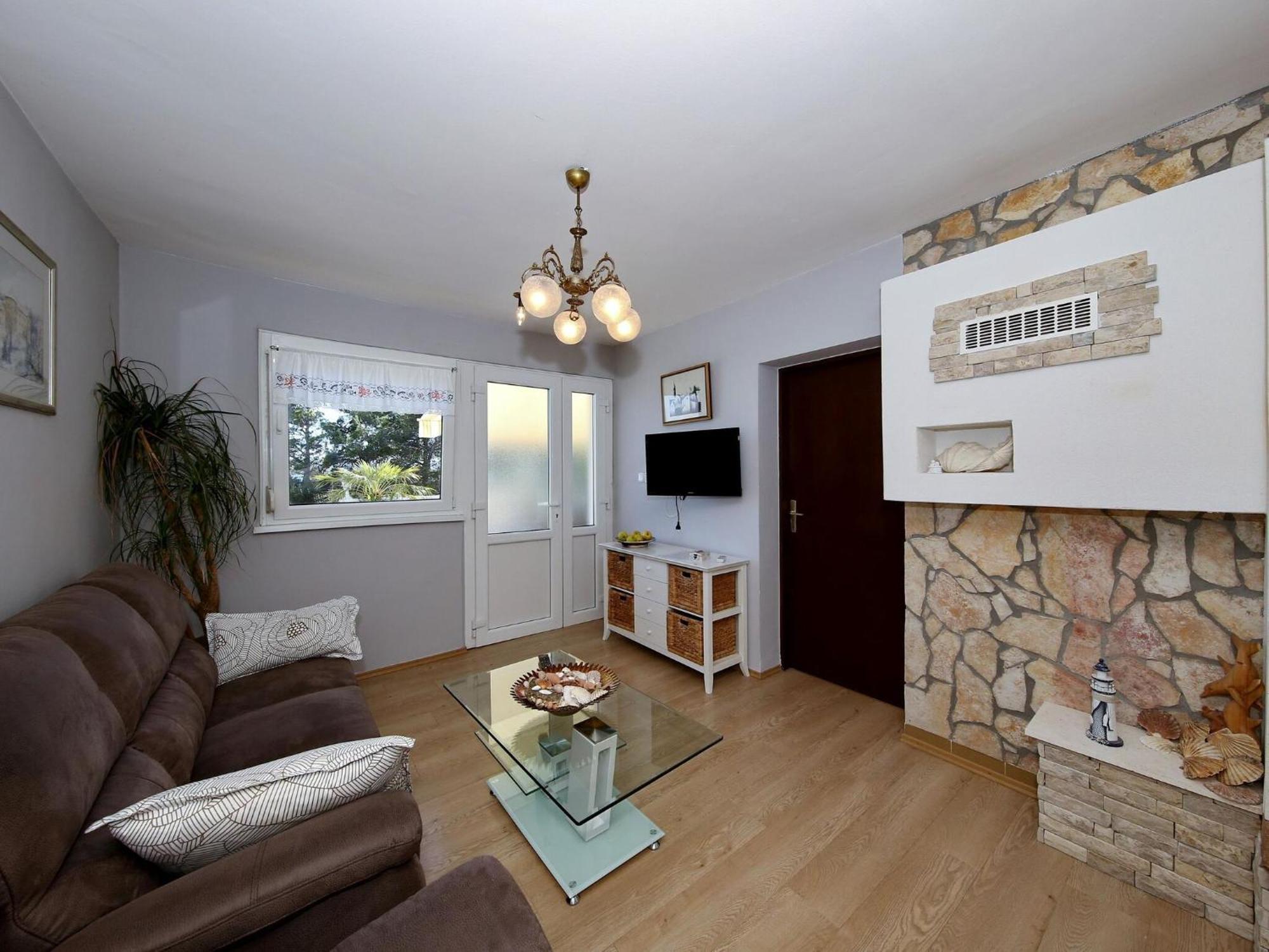 Beautiful Holiday Home With Private Pool, Nice Garden With Relax Area, Taverne Масленица Екстер'єр фото